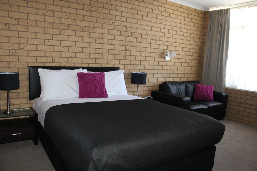 Avondel Motor Inn Benalla Exteriör bild